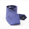 Hight Quality Polka Dots en forme de diamant Slim Men Cravate en soie